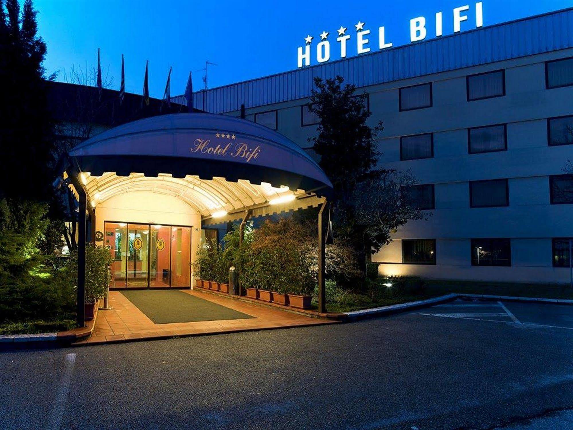 Hotel Bifi Casalmaggiore Bagian luar foto